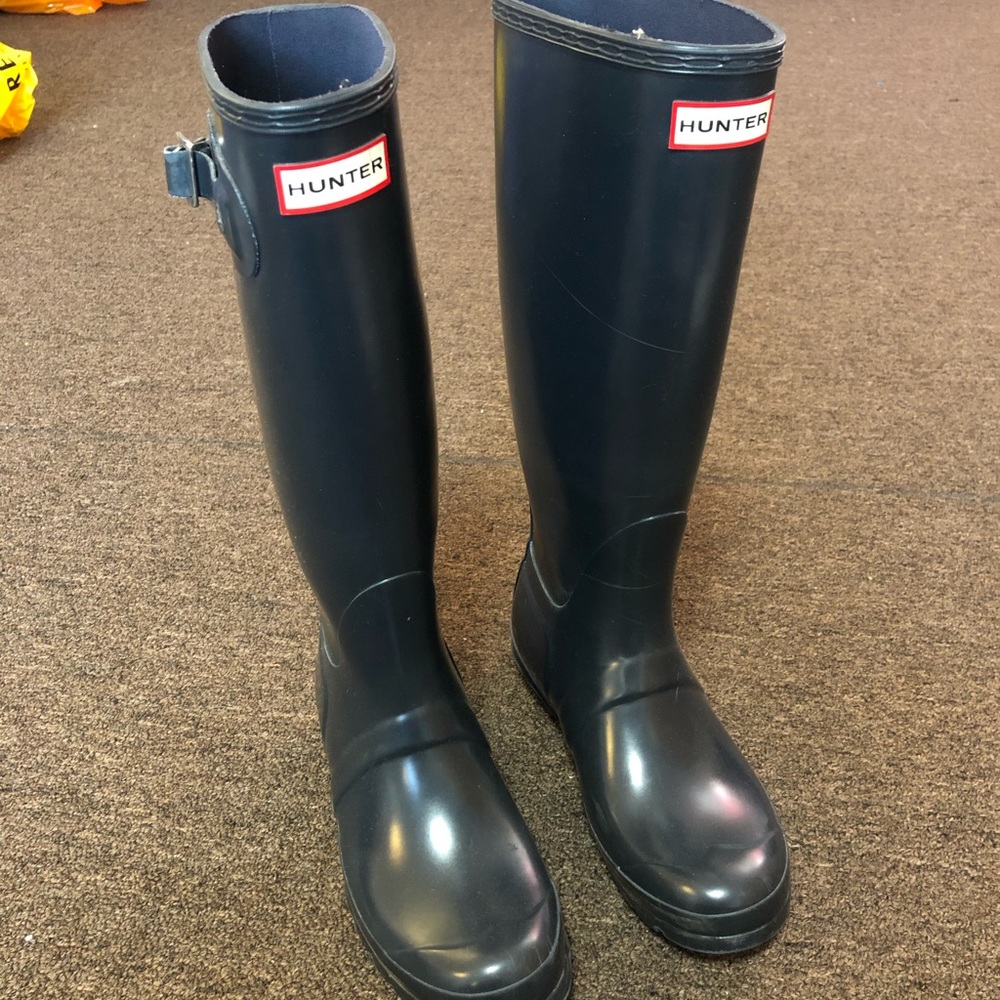 Hunter Original Tall Gloss Navy Blue Rain Boots - Picture 2 of 6